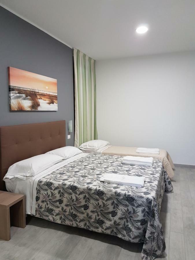 Hotel Oregon Milano Ngoại thất bức ảnh